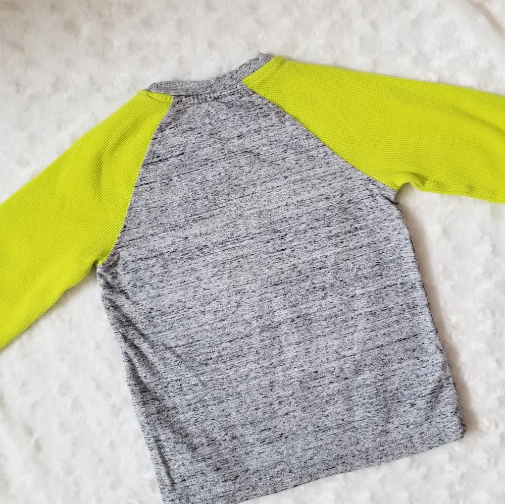 Gymboree long-sleeved space tee bundle size 3T